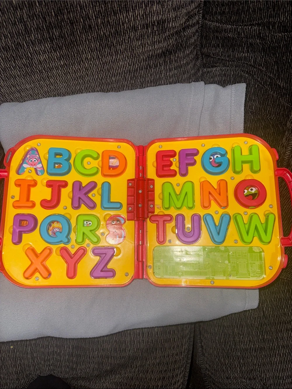 Sesame Street Elmo Red and Orange ABC learning Letters! Missing 1 piece! Found S